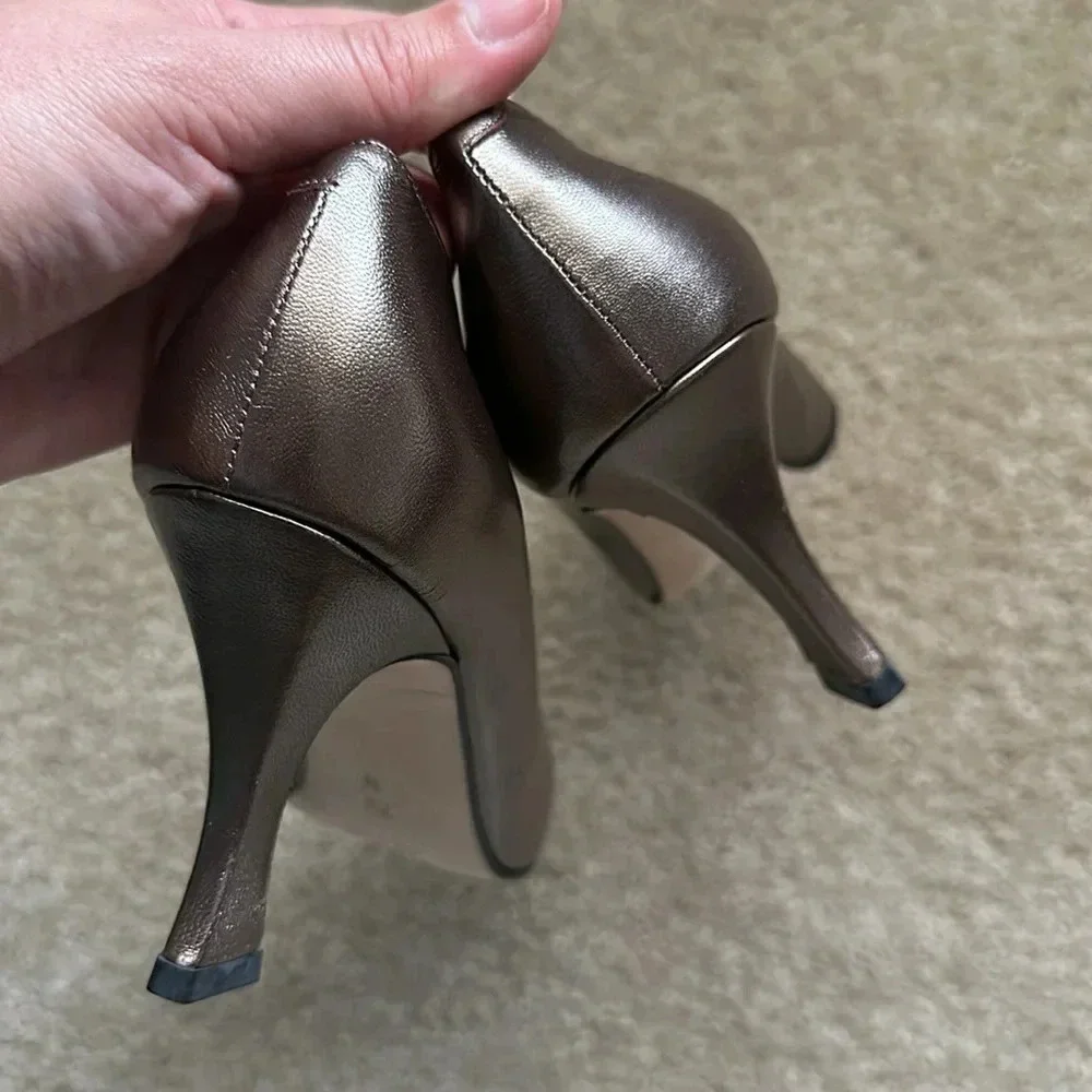 Anne Klein II metallic bronze pumps Women’s 7.5 Made in Italy Leather Classic